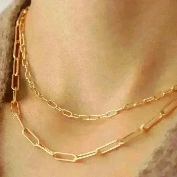 NWT 18K Gold Plated Minimalist Paper Clip Cain Link Layering Necklace - Picture 9 of 16
